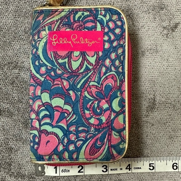 LILLY PULITZER Wristlet Wallet - Picture 9 of 10